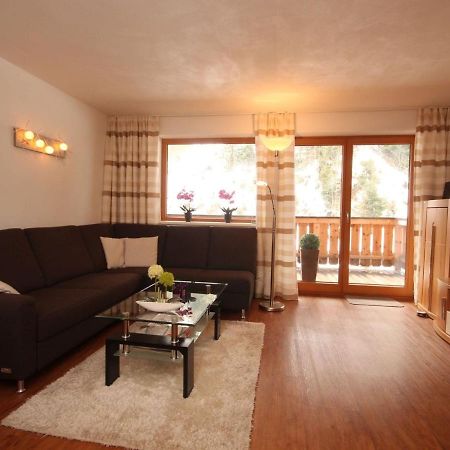 Boutique Apartment In Brixen With Mountain View Brixen im Thale Ngoại thất bức ảnh