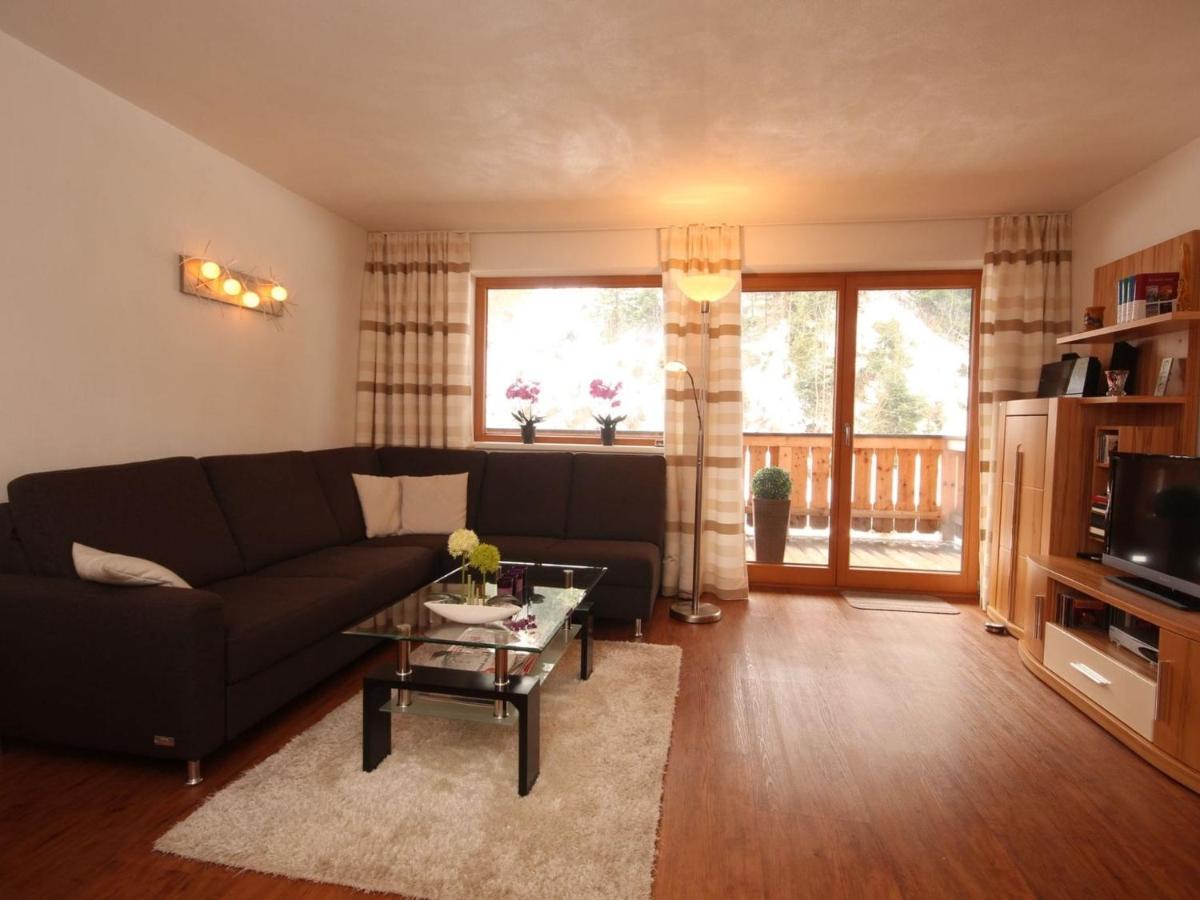 Boutique Apartment In Brixen With Mountain View Brixen im Thale Ngoại thất bức ảnh