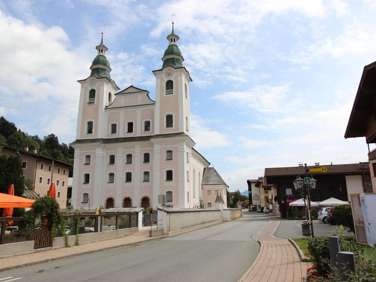 Boutique Apartment In Brixen With Mountain View Brixen im Thale Ngoại thất bức ảnh