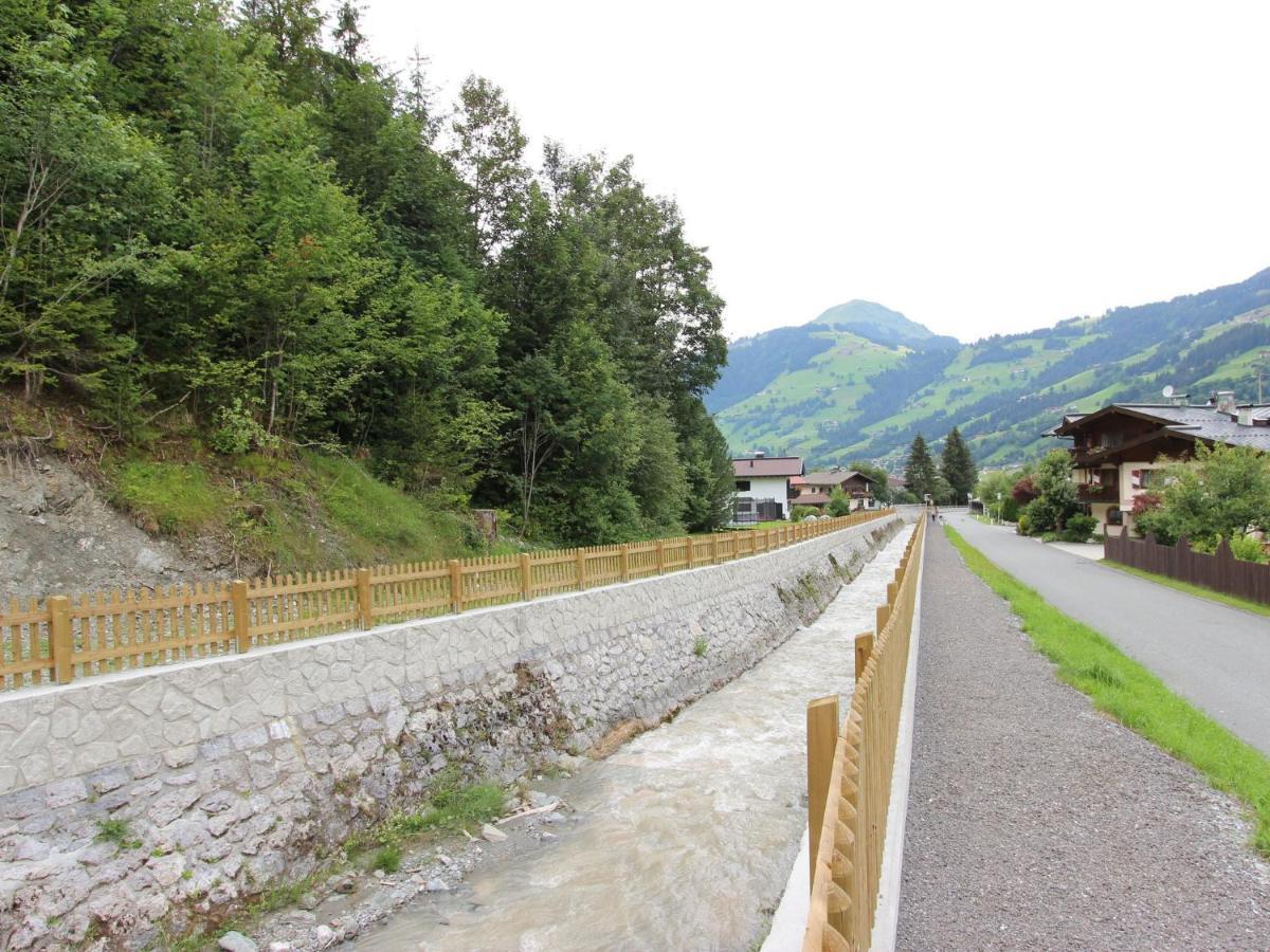 Boutique Apartment In Brixen With Mountain View Brixen im Thale Ngoại thất bức ảnh